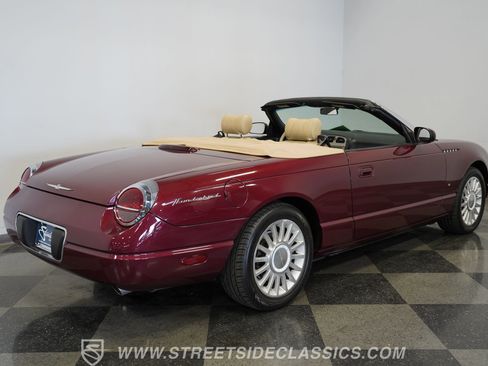 Used 2004 Ford Thunderbird image 12