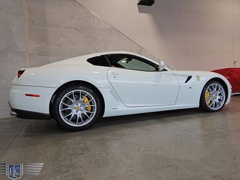 Used 2011 Ferrari 599 GTB Fiorano RWD image 49