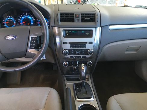 Used 2012 Ford Fusion SEL FWD image 25
