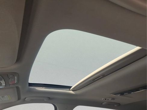 Used 2024 Kia Telluride S w/ S Sunroof Package FWD image 20