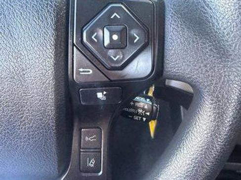 Used 2021 Toyota Tacoma SR5 image 14