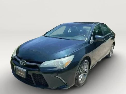 Used 2016 Toyota Camry SE FWD image 7