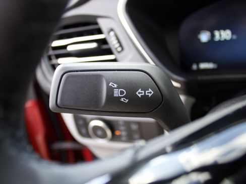 Used 2023 Ford Escape Platinum AWD/4WD image 18