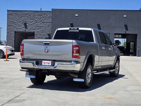 Used 2019 RAM 2500 Laramie AWD/4WD image 6