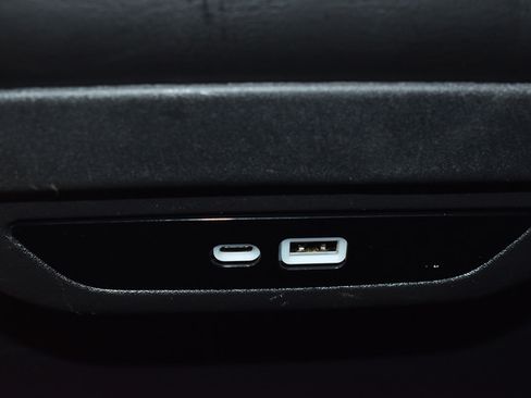 Certified 2024 Chrysler Pacifica Touring-L FWD image 13