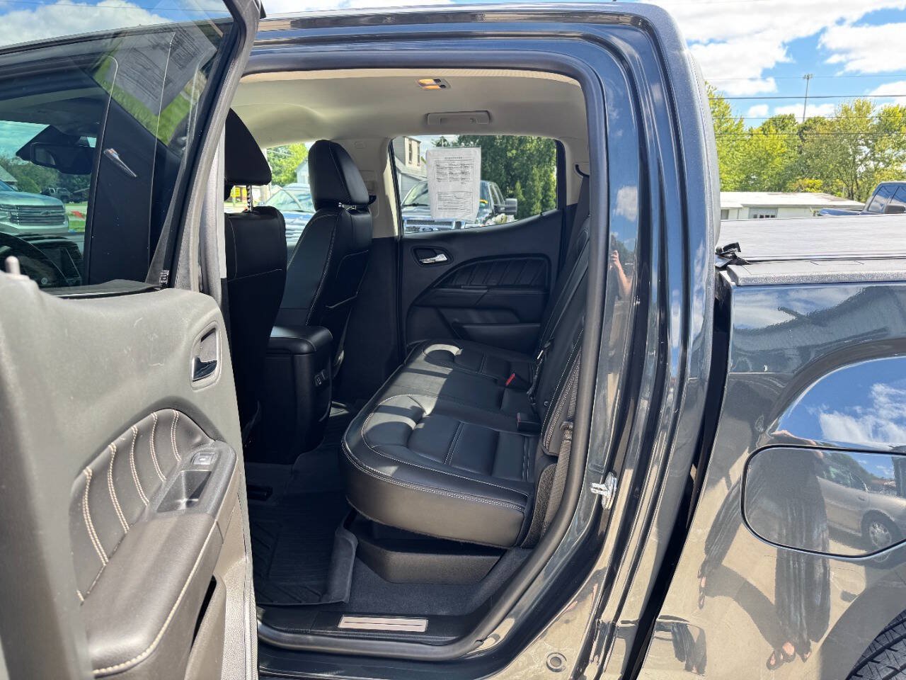 Used 2022 GMC Canyon Denali AWD/4WD image 18