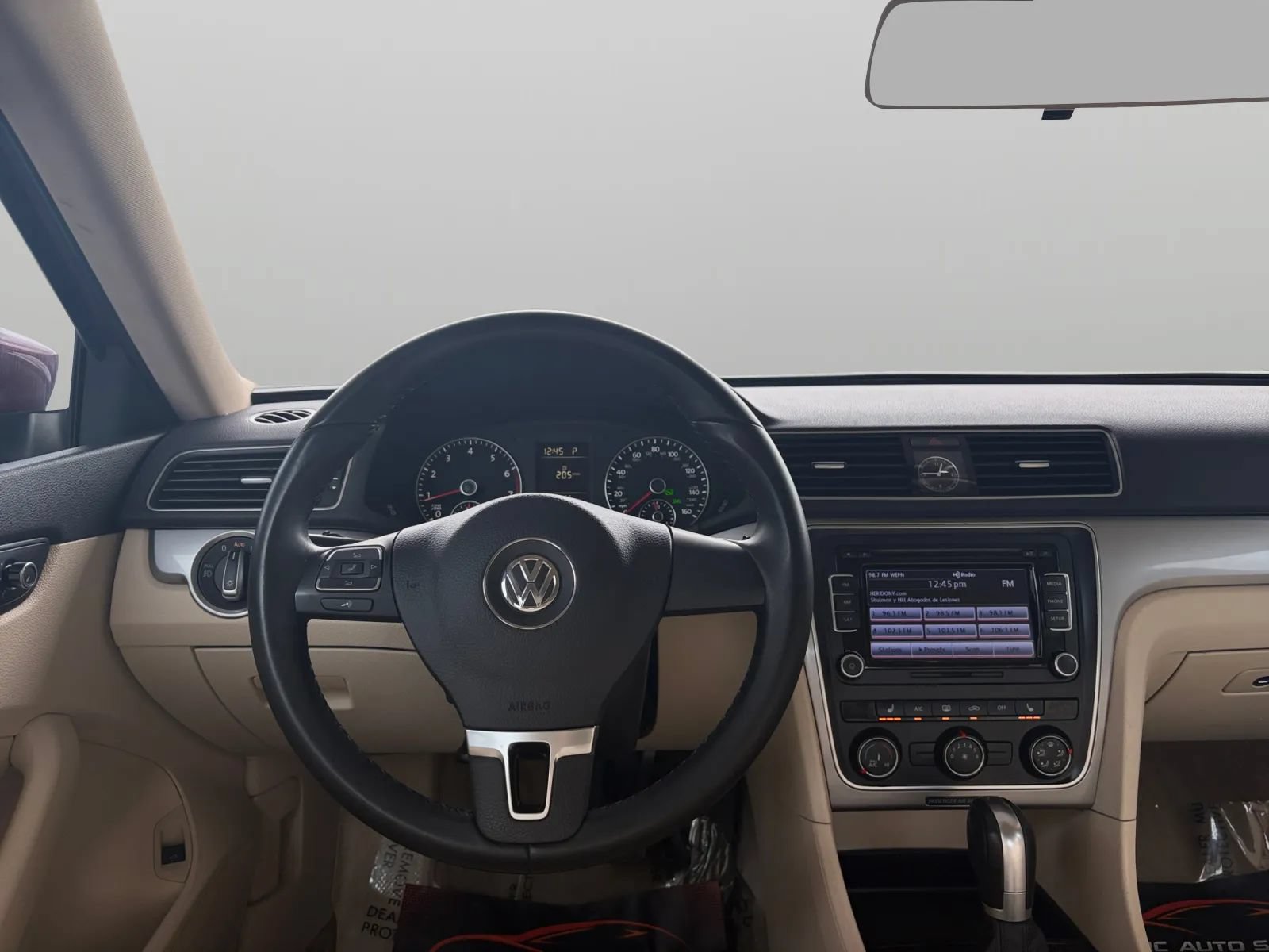 Used 2015 Volkswagen Passat 1.8T Limited Edition FWD image 28