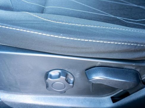 Used 2022 Ford EcoSport SE w/ SE Convenience Package image 19