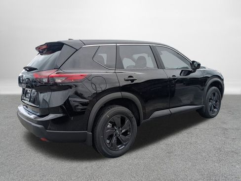 New 2026 Nissan Rogue SV w/ Cold Weather Package FWD image 3