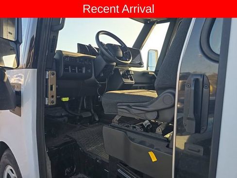 Used 2023 Chevrolet Brightdrop 600 w/ Active Safety Package 2 AWD/4WD image 10
