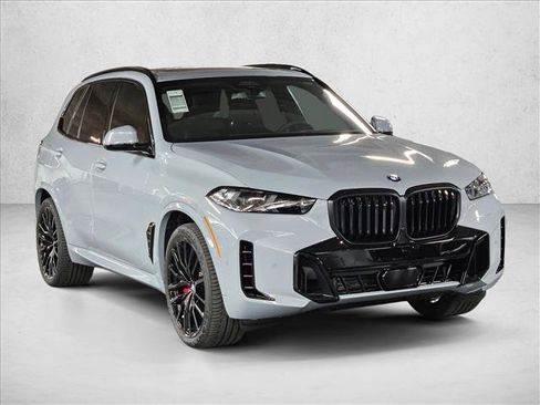 New 2026 BMW X5 xDrive40i w/ M Sport Package AWD/4WD image 3