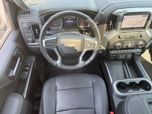 Used 2022 Chevrolet Silverado 2500 LTZ w/ LTZ Premium Package AWD/4WD image 30