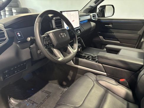 Used 2024 Toyota Tundra Platinum AWD/4WD image 10