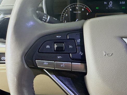 Used 2020 Cadillac XT6 Premium Luxury AWD/4WD image 14