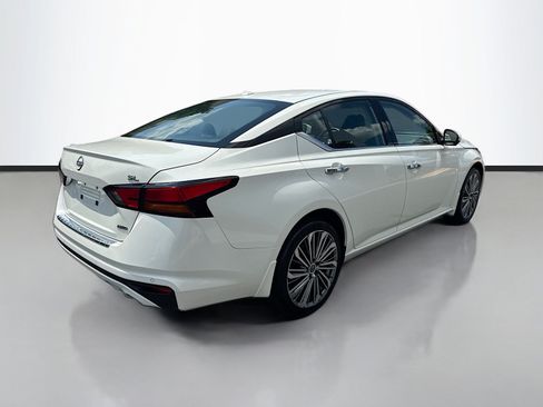 Used 2023 Nissan Altima 2.5 SL AWD/4WD image 7