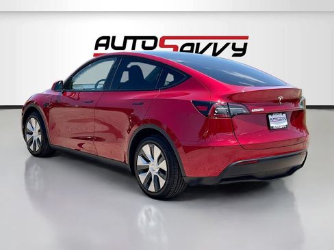 Used 2024 Tesla Model Y Long Range RWD image 5