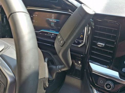 Used 2025 Chevrolet Silverado 2500 LTZ w/ LTZ Plus Package image 17