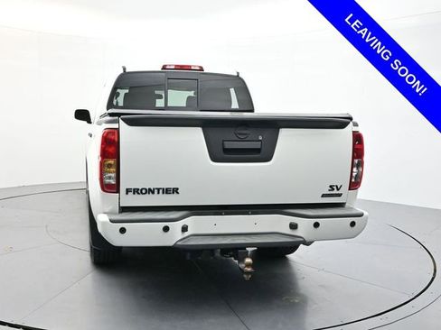 Used 2020 Nissan Frontier SV w/ Midnight Edition Floor Mats RWD image 6