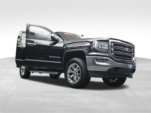 Used 2018 GMC Sierra 1500 SLT w/ SLT Premium Package AWD/4WD image 39