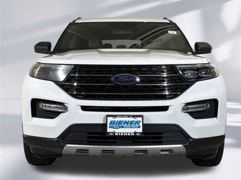 Used 2020 Ford Explorer XLT w/ Equipment Group 202A AWD/4WD image 24