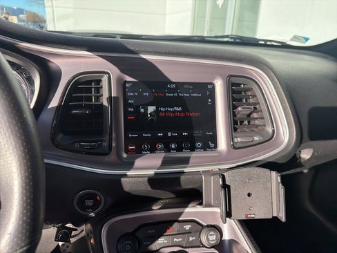 Used 2019 Dodge Challenger R/T w/ Plus Package image 14