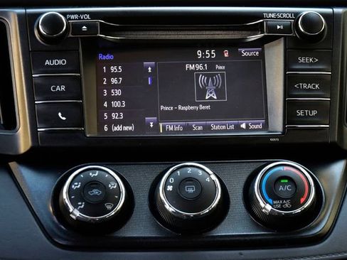 Used 2017 Toyota RAV4 LE w/ All Weather Liner Package AWD/4WD image 20