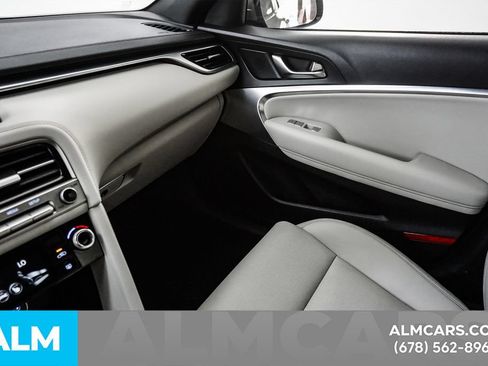 Used 2025 Genesis G70 2.5T AWD/4WD image 44