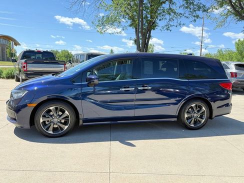 Used 2023 Honda Odyssey Elite image 7