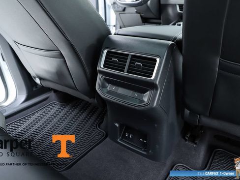 Used 2024 Volkswagen Atlas Cross Sport SEL R-Line AWD/4WD image 39