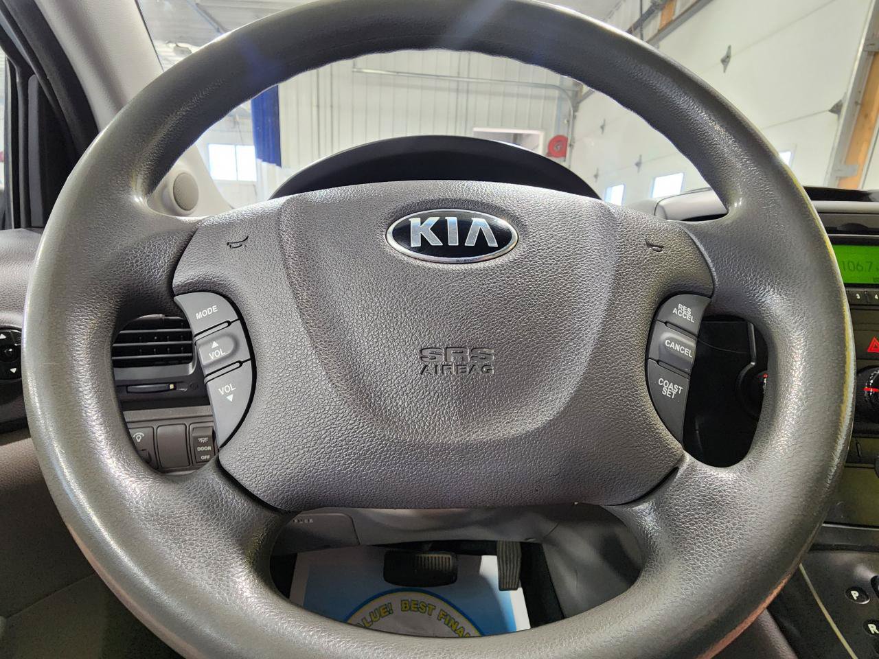 Used 2014 Kia Sedona LX FWD image 15