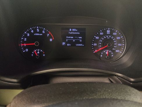 Used 2020 Kia Soul LX FWD image 23