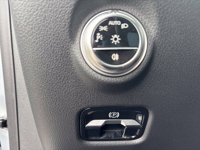 Used 2024 Mercedes-Benz CLE 300 4MATIC Coupe image 15