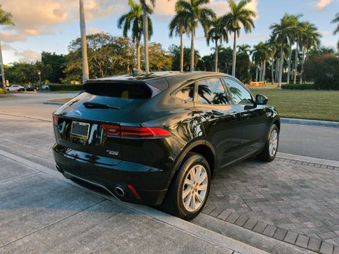 Used 2018 Jaguar E-PACE S image 15