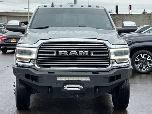 Used 2022 RAM 3500 Laramie image 9