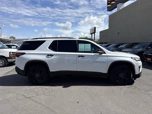 Used 2023 Chevrolet Traverse Premier w/ Redline Edition FWD image 2