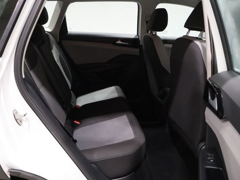 Used 2024 Volkswagen Taos S image 20