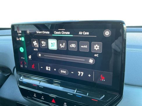 Used 2023 Volkswagen ID.4 Pro S image 18