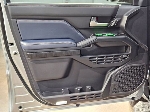 New 2026 Toyota 4Runner 4WD image 11