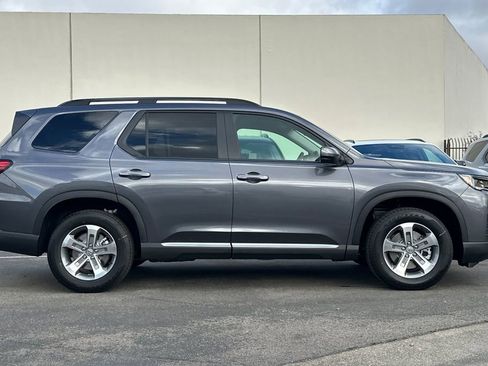 New 2026 Honda Pilot EX-L image 2