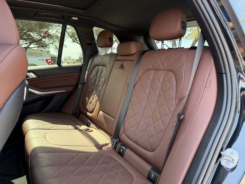 Used 2024 BMW X5 xDrive40i w/ M Sport Package image 20