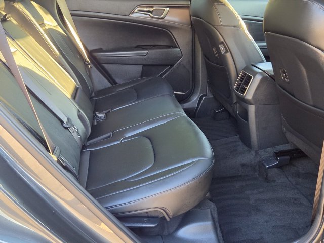 Used 2024 Kia Sportage EX FWD image 17