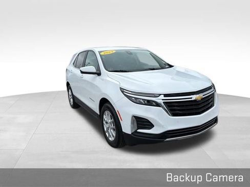 Used 2024 Chevrolet Equinox LT image 3