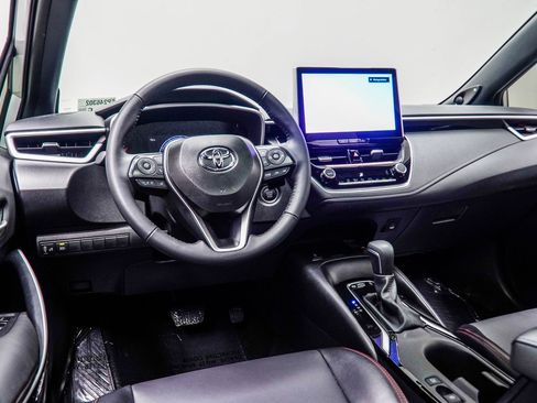 Used 2025 Toyota Corolla XSE FWD image 15