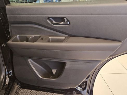 New 2025 Nissan Pathfinder Rock Creek image 27