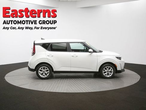 Used 2023 Kia Soul LX w/ Option Group 015 image 43