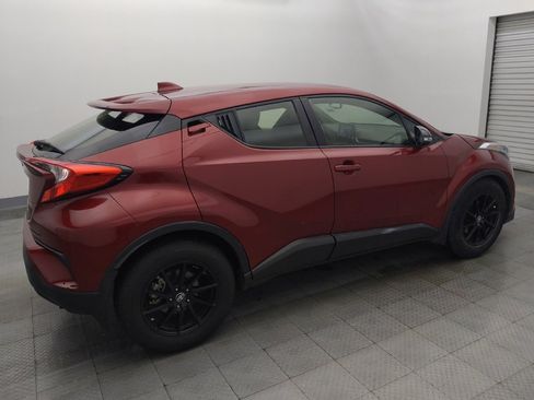 Used 2019 Toyota C-HR LE FWD image 10
