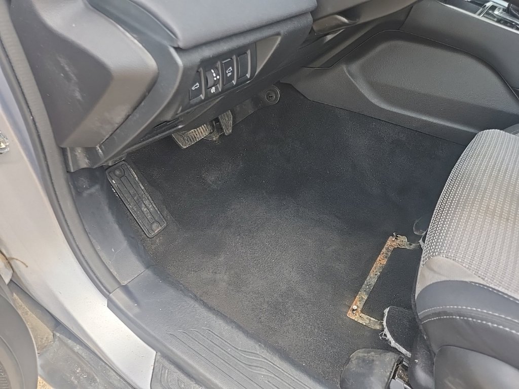 Used 2023 Subaru Outback Premium AWD/4WD image 39