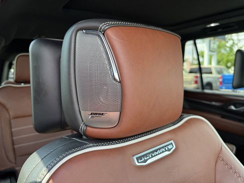 Used 2023 GMC Yukon Denali Ultimate w/ LPO, Floor Liner Package image 21