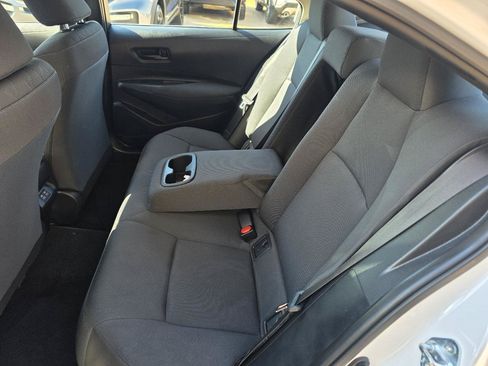 Used 2025 Toyota Corolla LE FWD image 24
