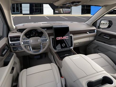New 2026 GMC Yukon XL Denali RWD image 15